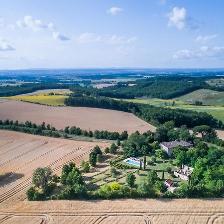Bed and Breakfast Au Mas Des Calmettes Parisot  Exteriér fotografie