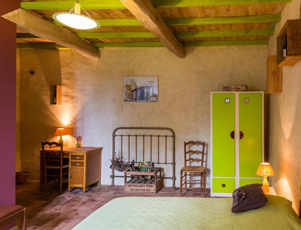 Bed and Breakfast Au Mas Des Calmettes Parisot  Exteriér fotografie